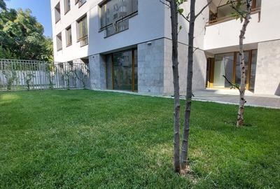 Apartament cu 3 camere în Știrbei Vodă