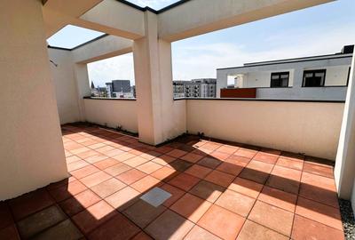 Penthouse cu 4 camere în Lazaret