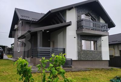 Casă individuală cu 5 camere în Ciurbești