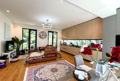 Vila cu 5 camere // * 565 mp gradina* // Tunari - 9