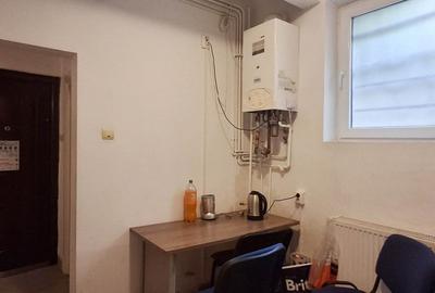 Cotroceni, Eroilor, demisol inalt in imobil mic, decomandat, intrare separata - 4