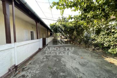 Casă individuală cu 2 camere în Săcălaz