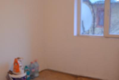 Apartament cu 2 camere semidecomandat în Cezar Petrescu