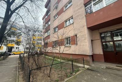 Apartament cu 3 camere decomandat, mobilat în Rahova