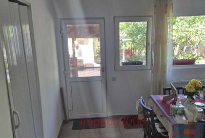 Casa zona Valu lui Traian pe colt - 9