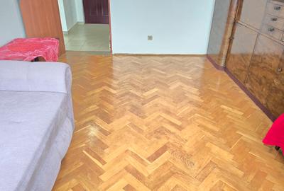 Vand apartament 2 camere in Deva, zona Pacii (Cartea Funciara), etaj 1, dec. - 2