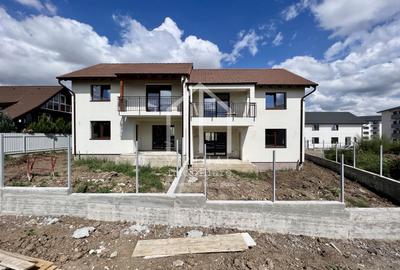 Casa de vanzare in Sibiu, 4 camere, 110mp, curte 180mp, zona Selimbar - 1