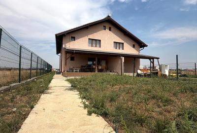 Duplex cu 5 camere în Chișoda