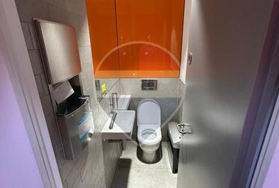 Apartament cu 8 camere de închiriat - 3