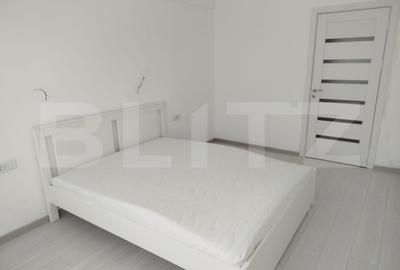Apartament cu 3 camere decomandat, mobilat în Tractorul