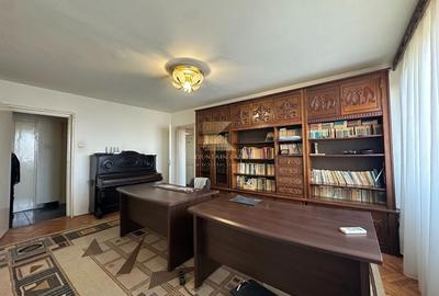 Apartament de 3 camere, pretabil birouri sau locuinta, etaj 7, Saturn - 6