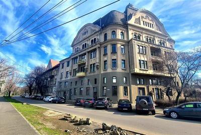 Spațiu comercial, de 222 mp, în Central