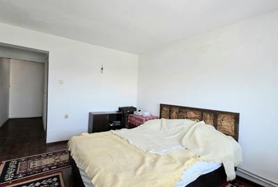Vila de vanzare in Constanta, 6 camere, zona Km5 - 6