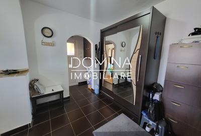 Vânzare apartament cu 2 camere în zonă semicentrală, str. Revolutiei - 5