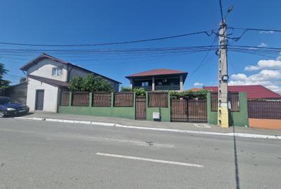 Valu lui Traian- Vila P+1, 4 camere, garaj, terasa, teren 716mp-260.000e neg - 2