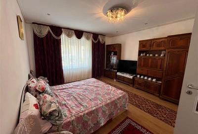 Caransebes, Casa la Curte, Zona Spitalului - 10