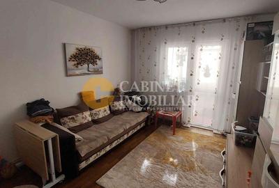 3 CAMERE DECOMANDAT--ETAJ INTERMEDIAR--LUKOIL PACURARI - 2