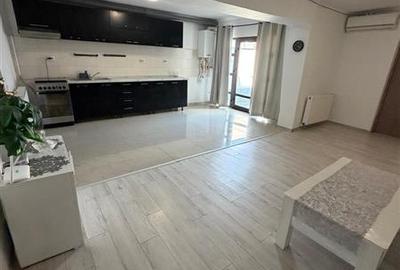 Casă cu 3 camere în Delfinariu
