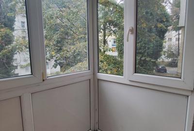 Apartament liber, et. 1, Scoala 8. Disponibil acum. - 9