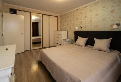 Apartament cu 4 camere decomandat, mobilat în Baciu