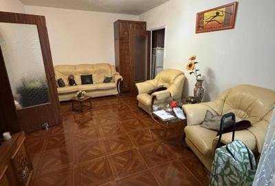 Vanzari 4camere Etaj 2 Crangasi Metrou Piata Tramvai 41 - 4
