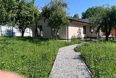Breaza -Casă noua (parter) , cu teren generos de 1017 mp, zona centrala - 1