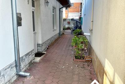 Casă în zona centrală| 2 camere + curte | Funcționalitate și accesibilitate - 4