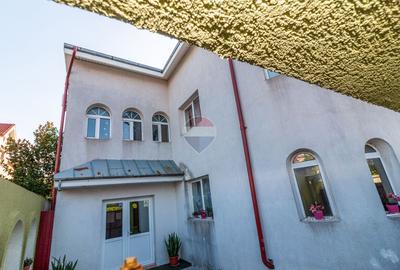 Vila 336 mp 7 camere - locuință, grădiniță, clinică - Drumul Taberei - 50