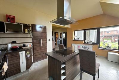 Casa Individuala, P+1, 260 mp, Finisaje Calitative - Sag - 18