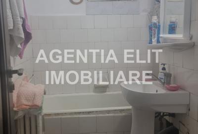 Apartament 2 camere, zona Scolii nr 7, 54 mp, decomandat - 10