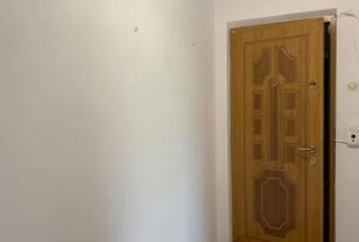 Apartament 3 Camere,Berceni metrou PIATA SUDULUI  et 3/4 ,bl.reabilitat,Liber! - 2