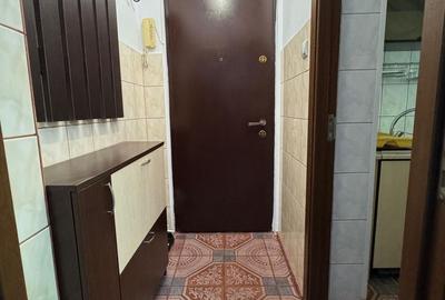 2 camere - Bulevardul Constantin Brancoveanu - - 10