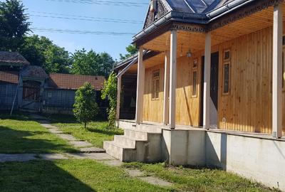 Casă individuală cu 2 camere în Ghindăoani