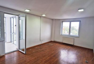 Centul Brasovului, spatiu birouri 70mp (3 camere) 700 euro/luna - 2