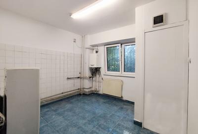 2 camere*Piata Alba Iulia*parter*spatiu birou - 3