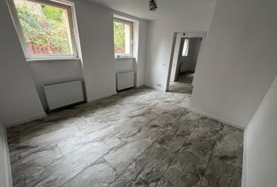 Apartament 1 camera  la casa 35 mp + curte,in zona Ultracentrala Sibiu - 3