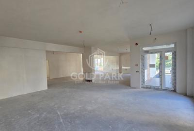 Spatiu Comercial - 190mp - 5 Parcari - Floresti - 3