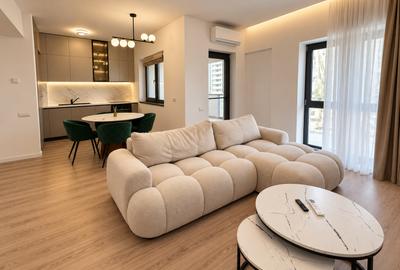Apartament cu 3 camere semidecomandat, mobilat în Pipera