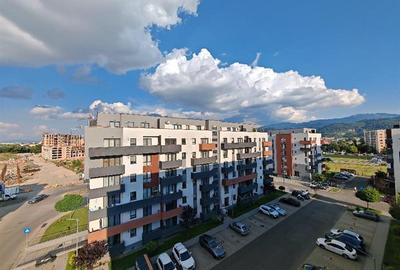 Apartament cu 2 camere decomandat, mobilat în Avantgarden