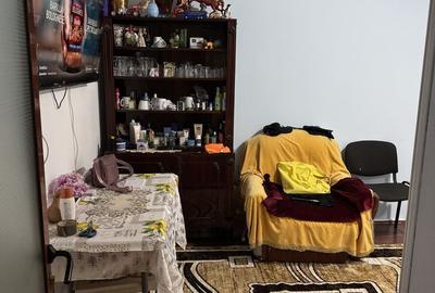 Apartament 2 camere, decomandat ,etaj 2,langa scoala 40 - 5