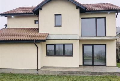 CASA INDIVIDUALA LA CHEIE, autobuz 100 m, Stupini Brasov - 5