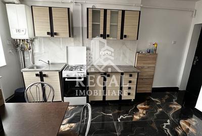 Apartament de inchiriat - zona Teatru - etaj 2/2 - 9