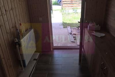Casa de vanzare cu 4 camere in Brebu - 15