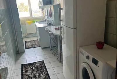 Apartament cu 3 camere, DECOMANDAT, zona Podu Ros - 5 minute de Palas - 6
