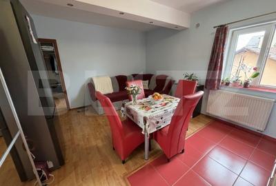 Apartament cu 2 camere semidecomandat, mobilat în Florești