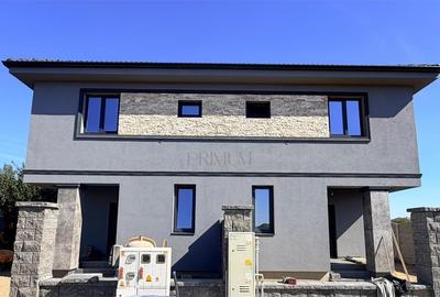 Duplex cu 4 camere în Moșnița Nouă