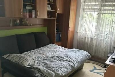 APARTAMENT 3 CAMERE DECOMANDAT CONFORT 0 ZONA CET - 2