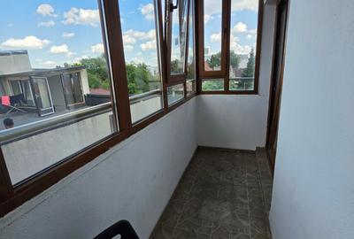 Calea Calarasilor, chiar pe Delea Veche, bloc 2010, loc parcare, centrala - 3