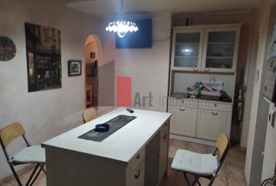 3 Camere Universitate - 8