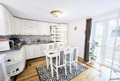 Casă individuală cu 4 camere în Lupeni